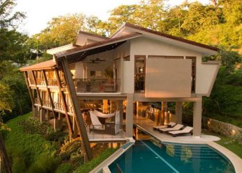 Amazing-Courtyard-Homes-In-Costa-Rica1
