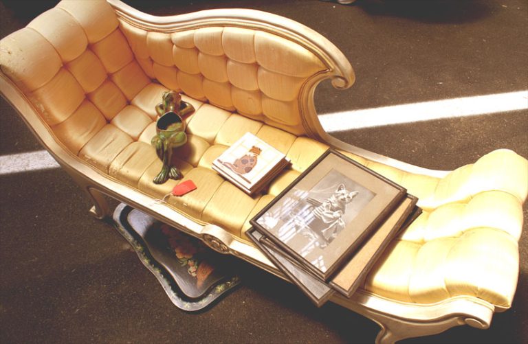 modern-chaise-lounge